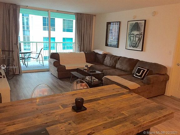 3rd image of 1200 Brickell Bay Dr APT 3118