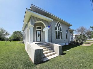 1100 Tyler, Groesbeck, TX 76642