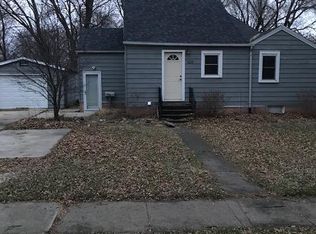 1221 E Call St, Algona, IA 50511