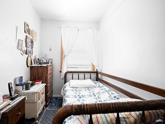 4th image of 4061 Saint Monica Dr
