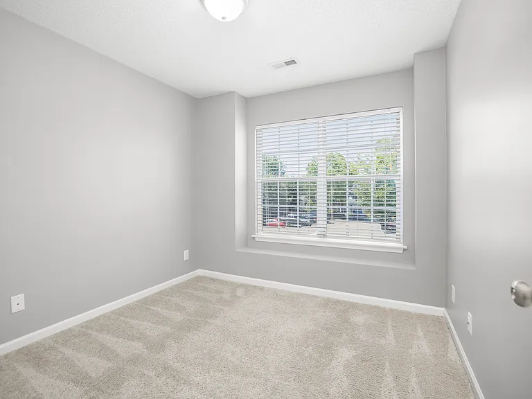 339 Malamute Ln — Photo 3