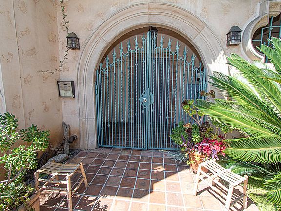 3rd image of 275 Redondo Ave #203