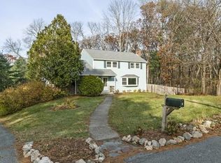 6 Haven Dr, Andover, MA 01810