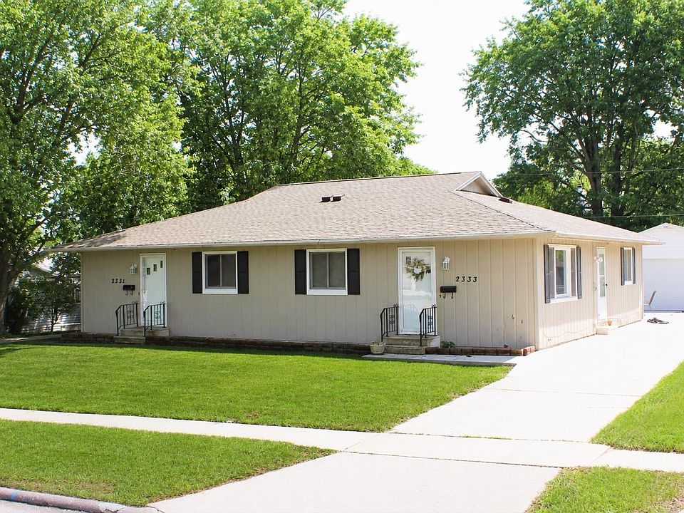 1st image of 2331-2333 Fairway Ln