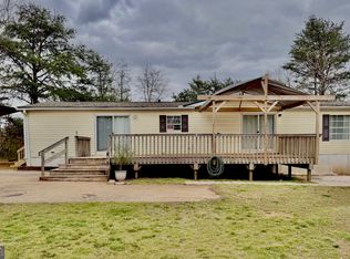 6570 Duncan Bridge Rd, Cleveland, GA 30528