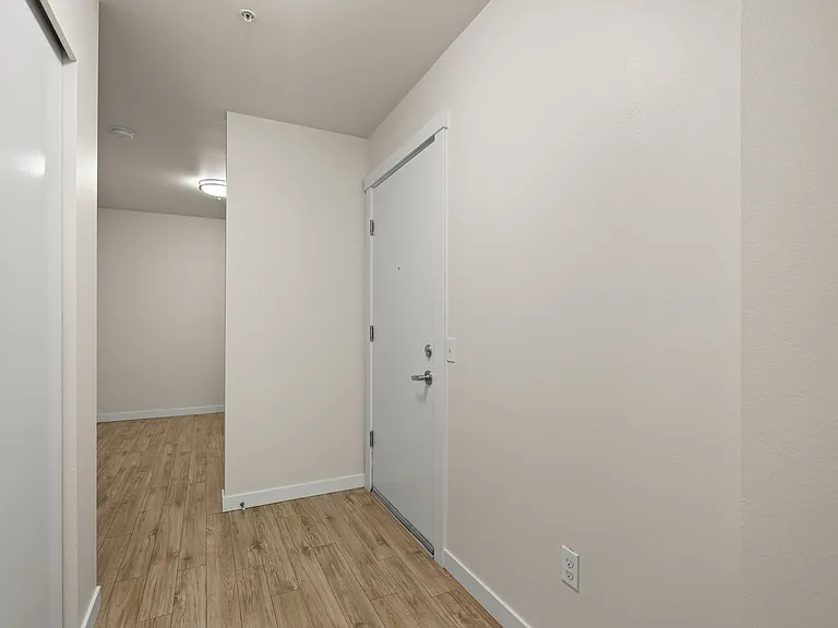 Contour Apartments — Photo 170