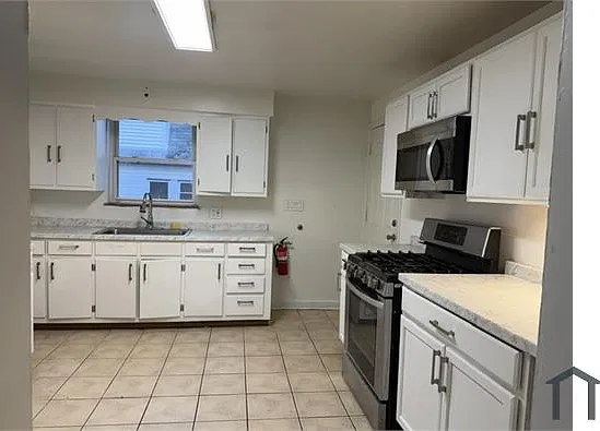 2 bed, $950 — Photo 3