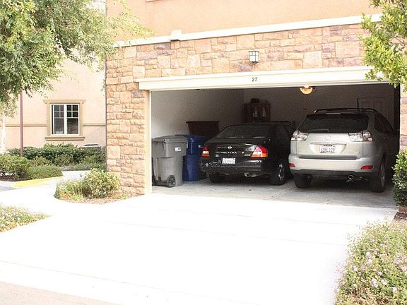 3rd image of 10680 Canyon Grv Unit 27