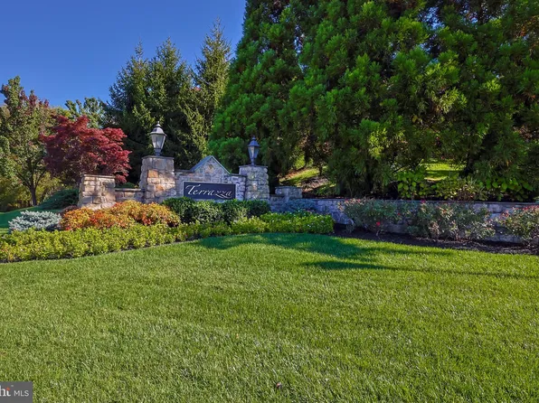 122 Cornerstone Dr #122, Newtown Square, PA 19073