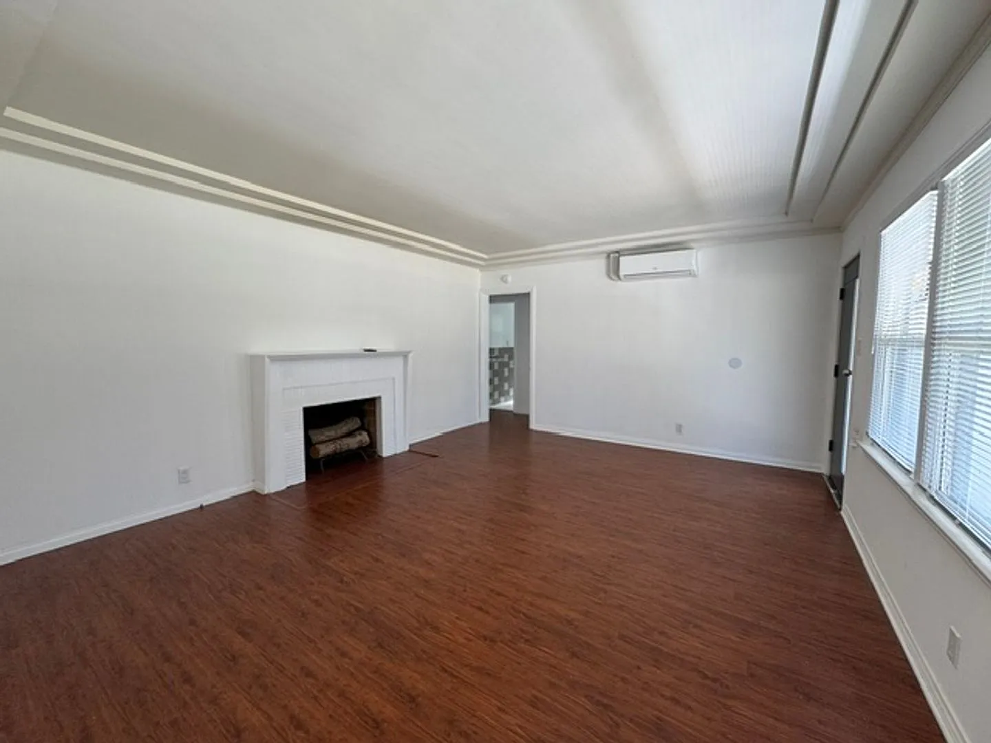 Remodeled Home In Footbridge Square! — Photo 3