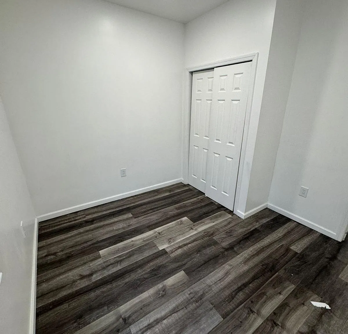 3 bed, 1100 sqft, $3,100 — Photo 4