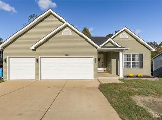 5039 Hampton Dr, Hillsboro, MO 63050