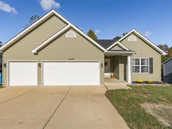 5039 Hampton Dr, Hillsboro, MO 63050