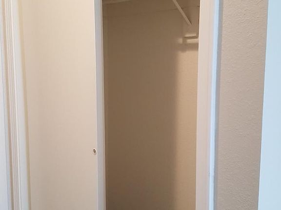 4th image of 1103 W 101st Ter APT A