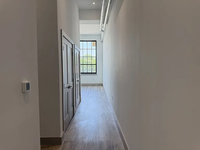 Five Point Flats — Photo 26