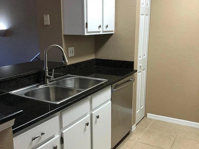 7424 Vista Way #206 — Photo 6