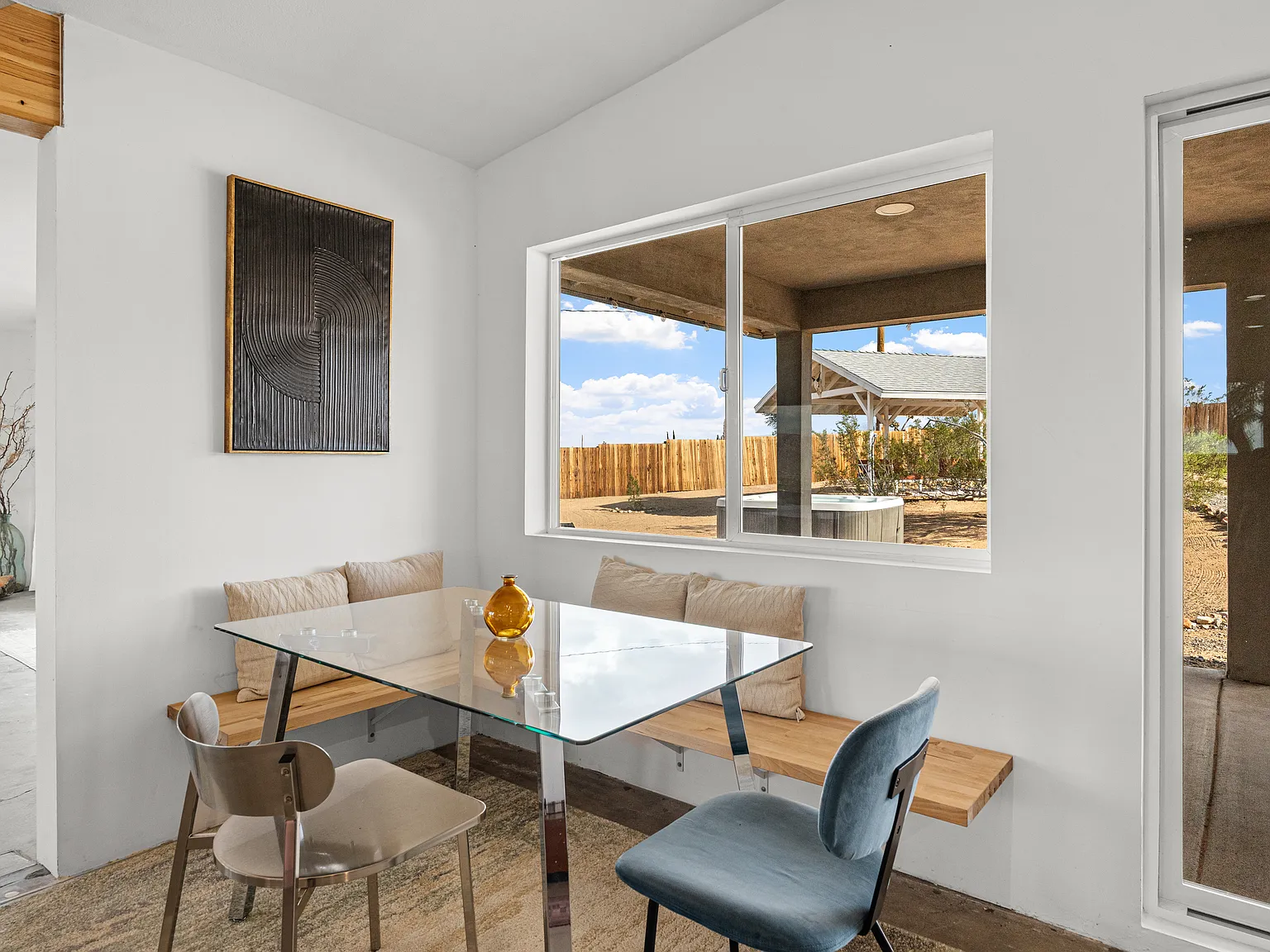 3 bed, 1152 sqft, $3,200 — Photo 3