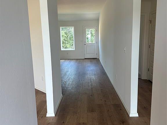 3rd image of 9842 Wildflower Dr