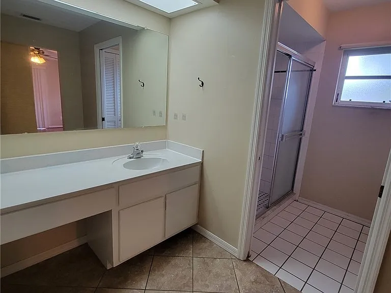 311 Inman St — Photo 11