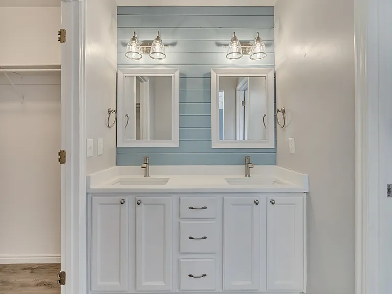 8847 S Mountain Vista Dr — Photo 3