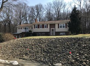 116 Hollmarc Blvd, Franklin, PA 16323