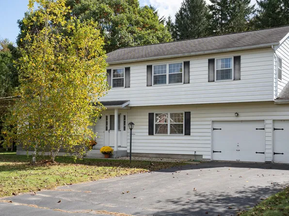 26 Bellwood Lane, Castleton, NY 12033