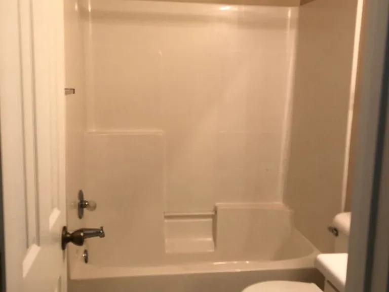 90 Woodfield Pl — Photo 10