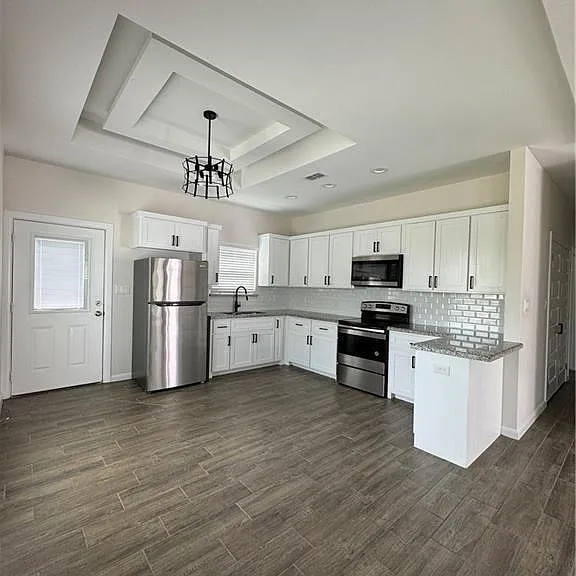 400 Rafael Dr #3 — Photo 3