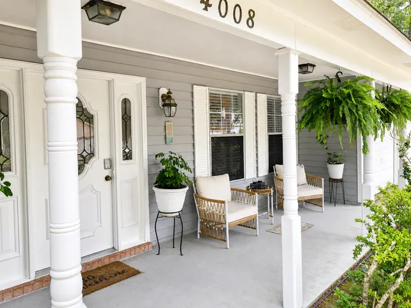 4008 Breezy Hill Ln, Ocean Springs, MS 39564