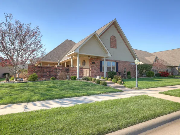 1448 Lark Lane, Carthage, MO 64836