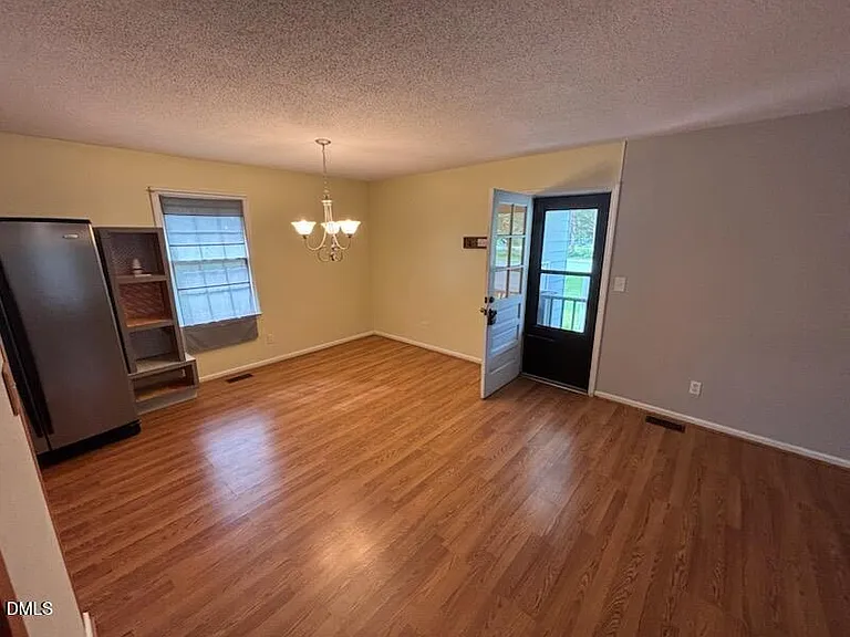 325 Wendell Falls Pkwy — Photo 5