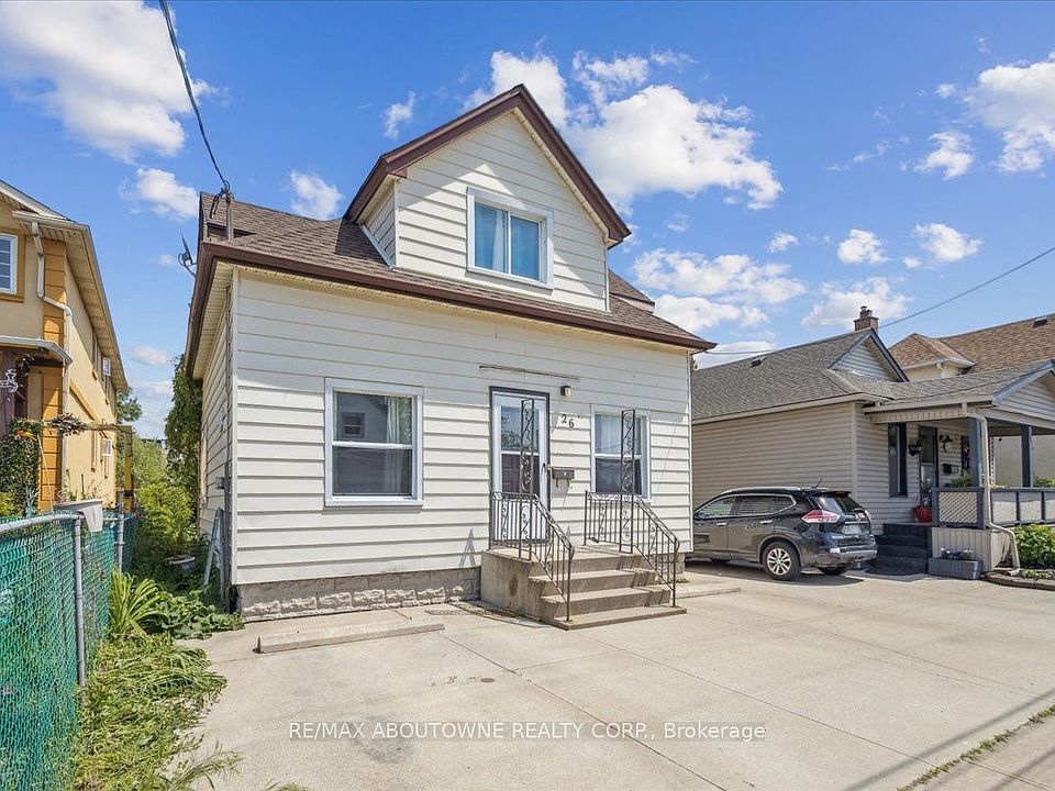 1st image of 26 Vine St S
