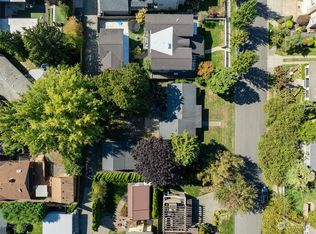 533 9th Ave, Kirkland, WA 98033