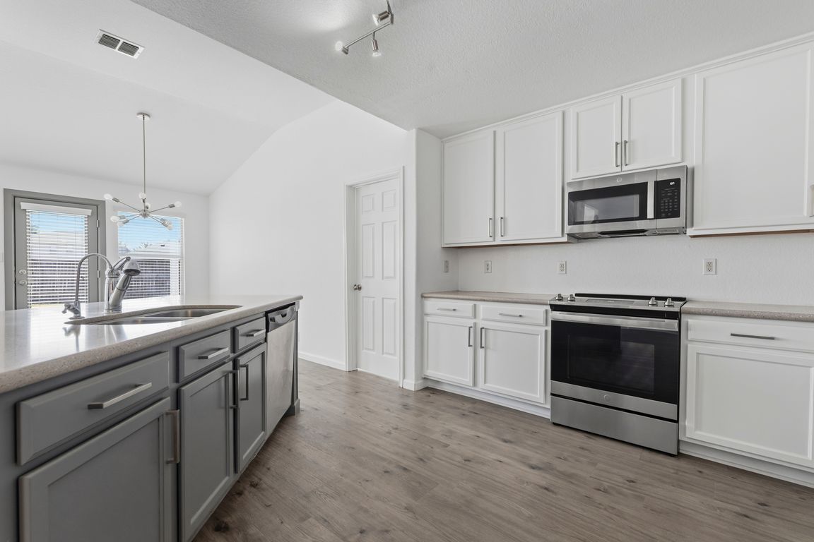 next background image