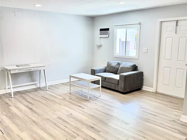 227 SW 26th Rd — Photo 12