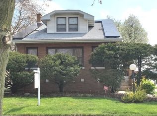 1645 S 16th Ave, Maywood, IL