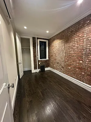 Rented by Avenues Real Estate | media 15