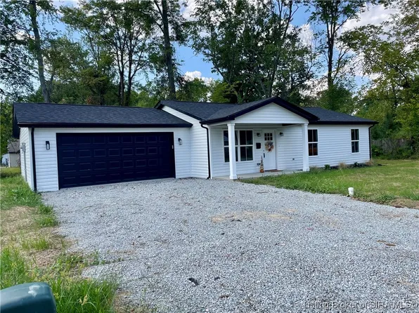 1170 Pearl Street, Austin, IN 47102