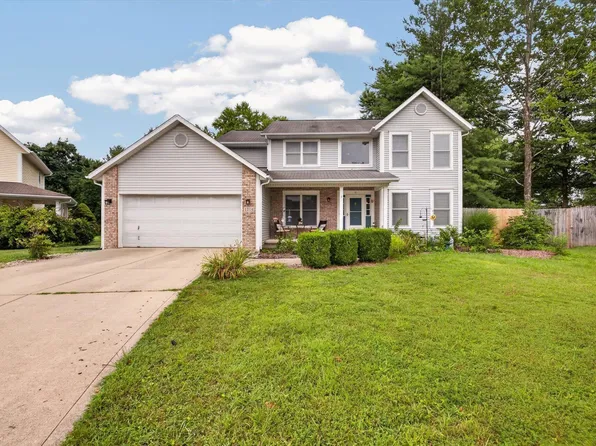 1214 S Donington Ct, Bloomington, IN 47401