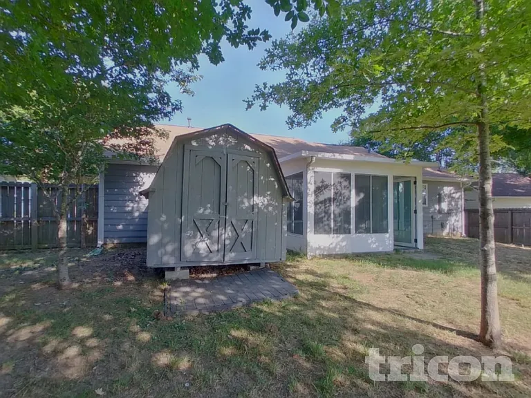 5001 Alexis Dr — Photo 14