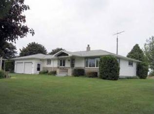 4697 Poygan Ave, Omro, WI 54963