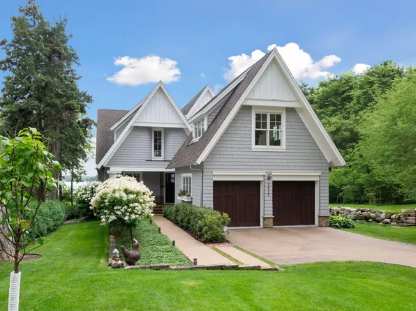 2903 Westwood Rd, Wayzata, MN 55391