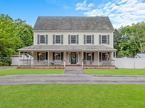 12 Stearns St, Chelmsford, MA 01824