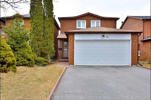 51 Hornchurch Cres Photo 1