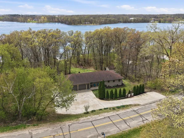 11825 Bluegill Dr, Sauk Centre, MN 56378