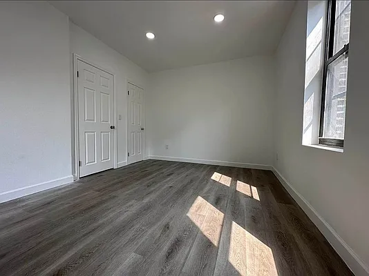 Rented by Coda Real Estate NYC | media 17