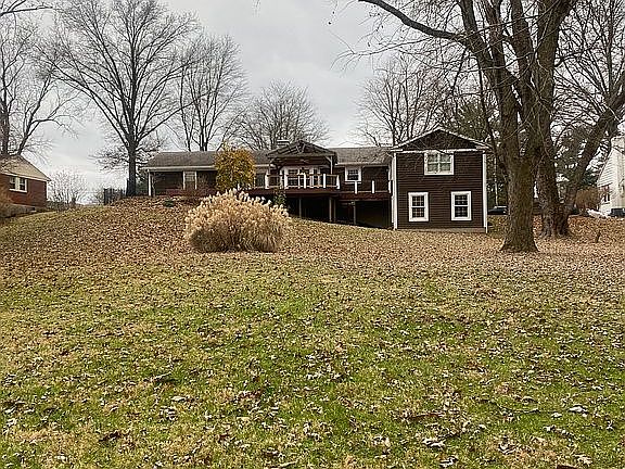 5th image of 7490 Heatherwood Ln