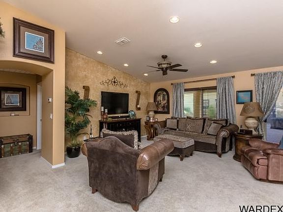 4th image of 3124 Hidden Valley Dr
