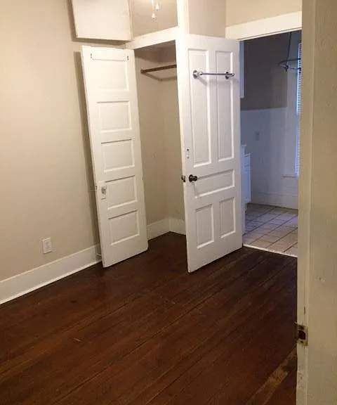 1305 Avenue K — Photo 9