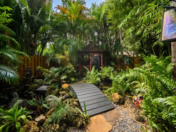 100 NE 26th Dr, Wilton Manors, FL 33334